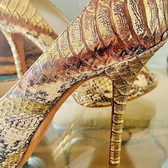 Christian Dior Python Leather Embossed Peep Toe Shoes - Picture 15 of 16